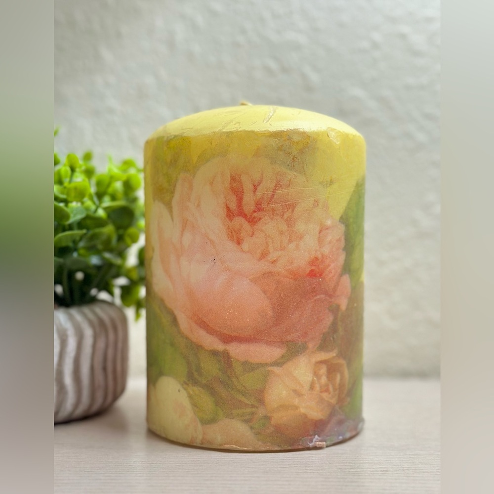 VINTAGE US GOLDENWAY FLORAL CANDLE